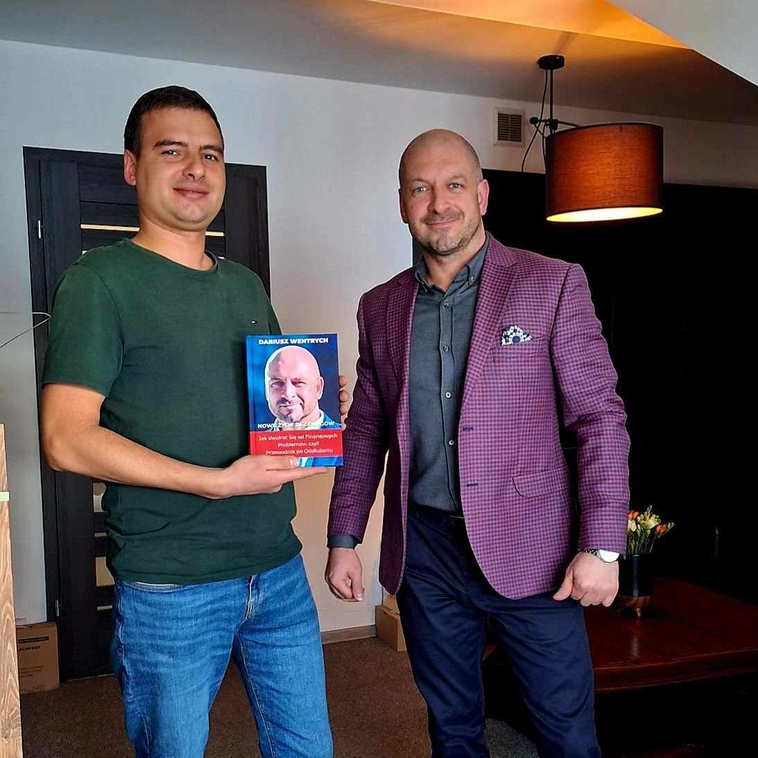 Klient z książką Nowe Życie bez Długów, zdjęcie 4